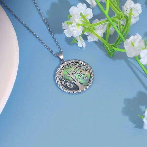 Hypoallergenic Tree of Life Jewelry: Thoughtful Gifts for Moms and Stepmoms